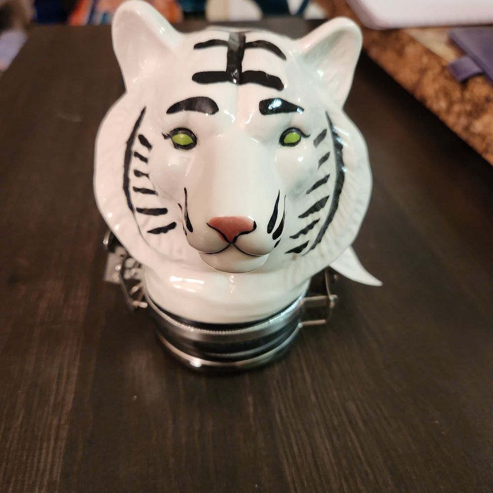 white tiger for any spices. New in box